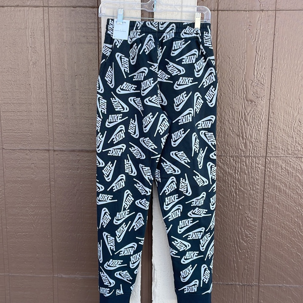 Nike Boys NWT Sweats - Picture 3 of 4